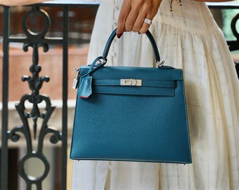 hermes kelly cut|hermes kelly size.